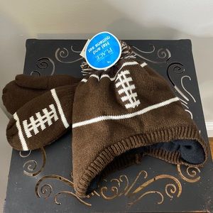 Child’s Hat & Mittens